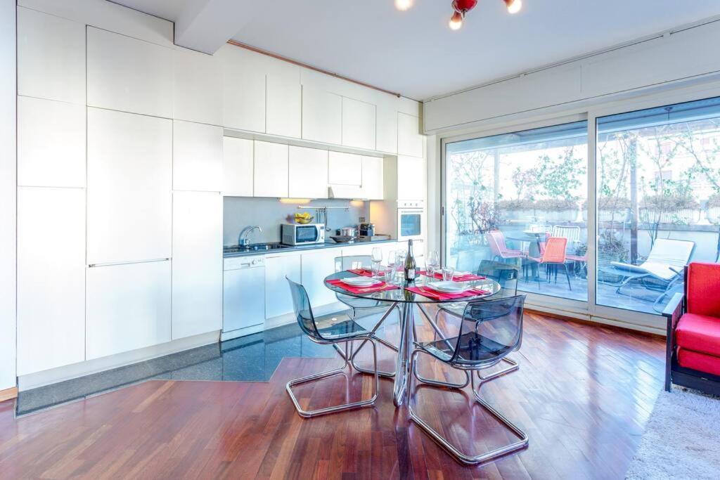 밀라노 Duomo 10 Min Luxury • Terrazzo • Wi-Fi • Netflix 아파트 외부 사진