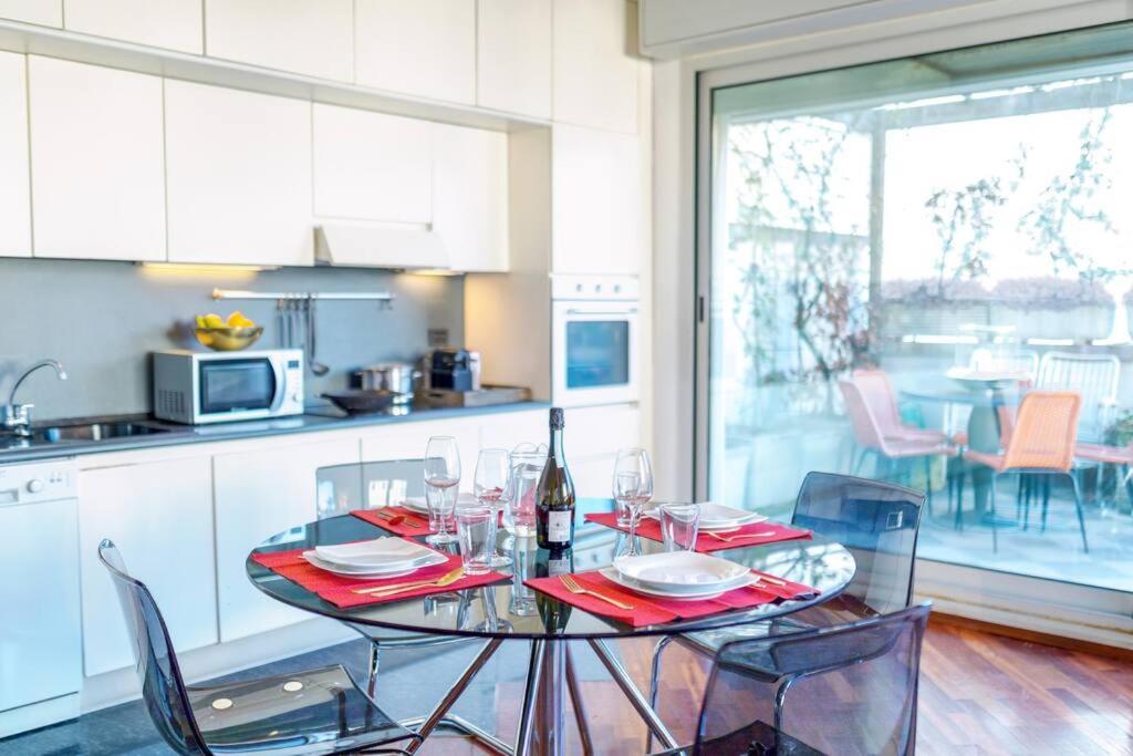 밀라노 Duomo 10 Min Luxury • Terrazzo • Wi-Fi • Netflix 아파트 외부 사진